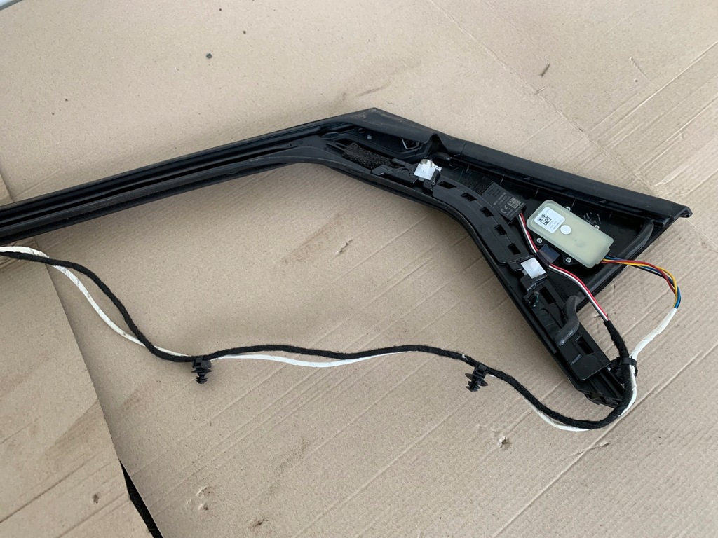 фото №12, Ford mustang mach-e 2021r молдинг рамка захист ручка двері правий задня задня