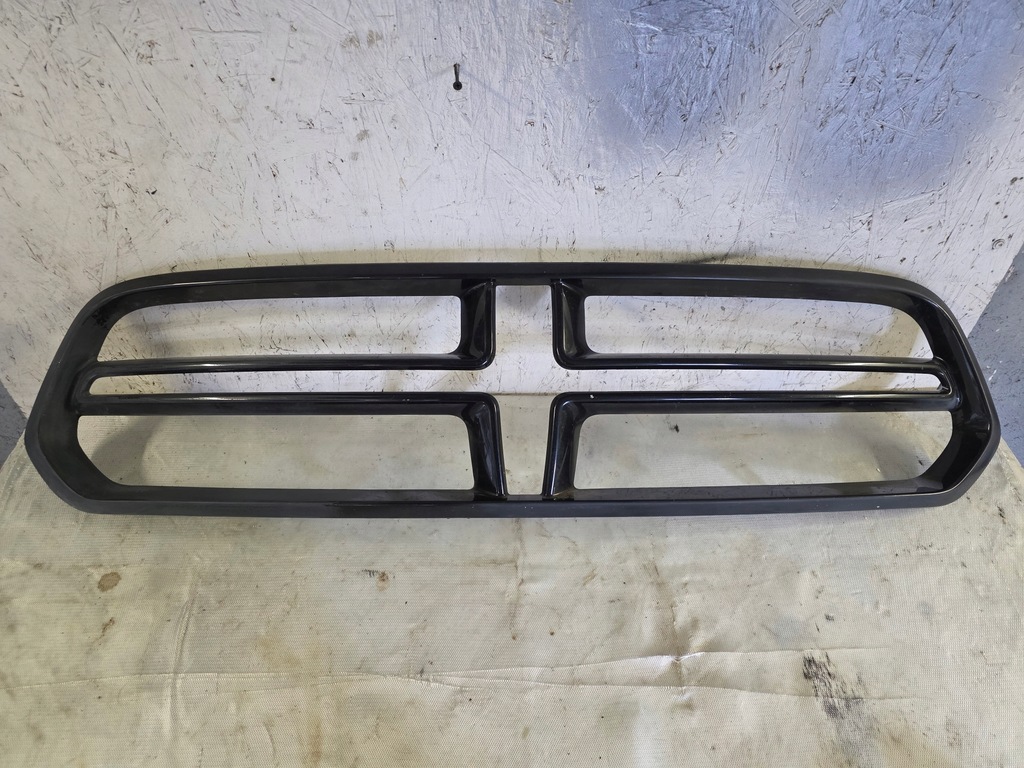 фото №1, Dodge durango 15-20 решітка радіатора рамка решітка