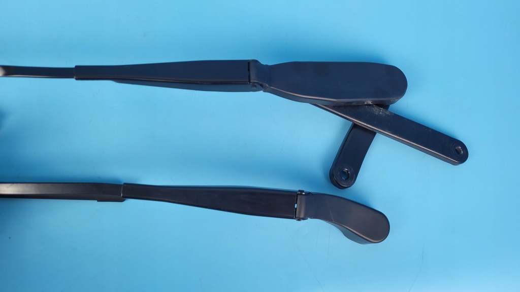 фото №7, Mercedes eqe w295 350+ дворники стекло передней a2978204700 a2978204500