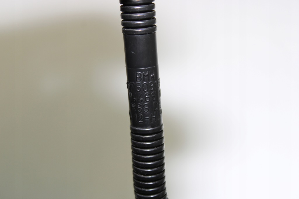 Шланг трубка вентиляция картера bmw seria 3 e46 318i n42 n46 7503193 Недорого