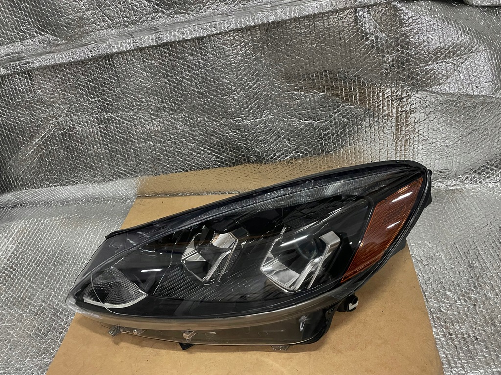 фото №1, Ford escape kuga mk3 19- лампа левая led левый usa