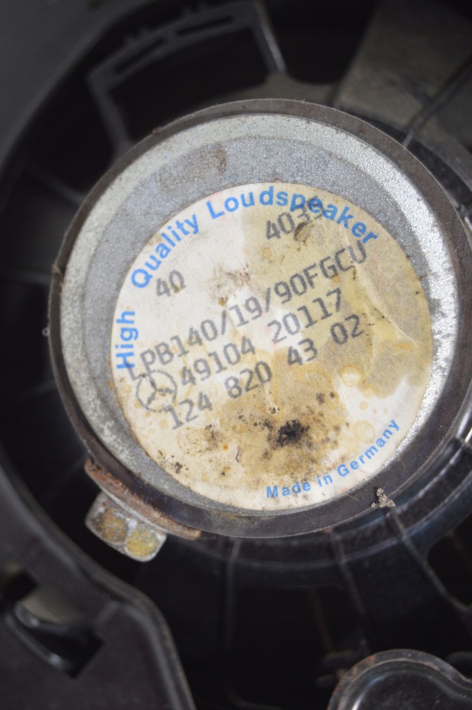 Динамик левый задний  w обшивка mercedes w124 e-klasa кабриолет  1248204302 Недорого