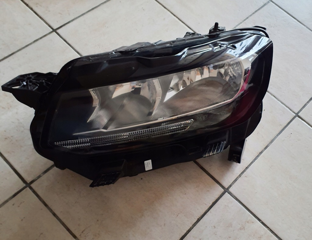 фото №1, Opel combo e lift, doblo, proace 24- лампа передняя левая