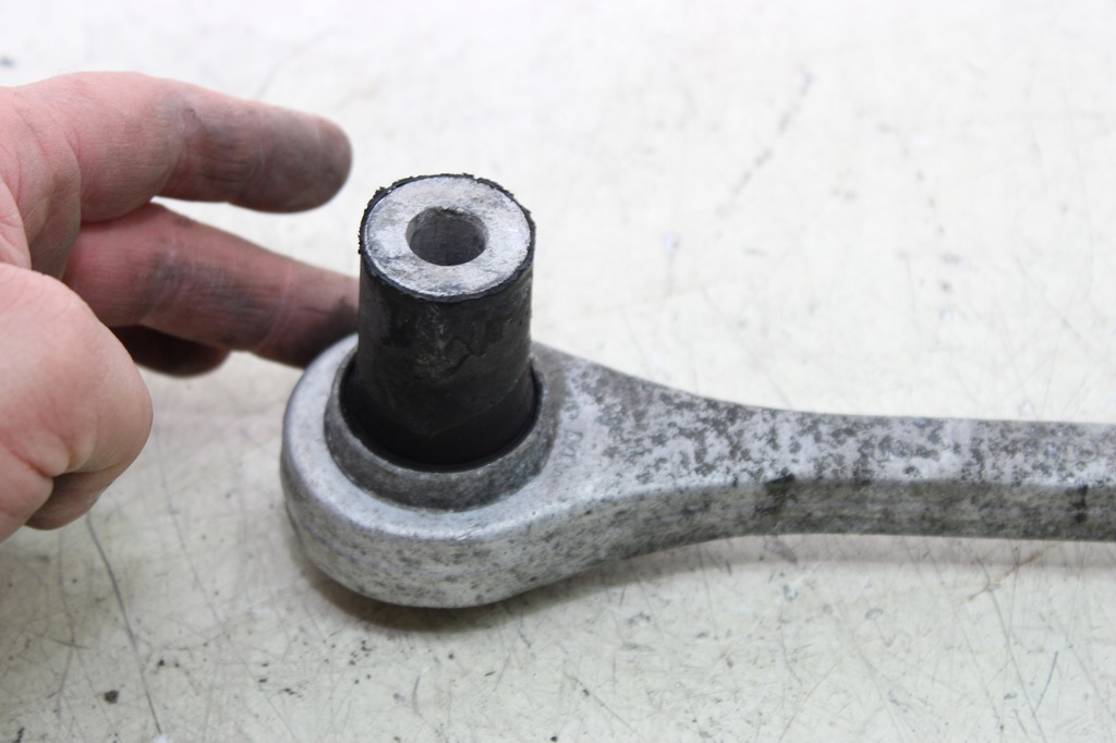 фото №4, Audi a8 d3 4.0 tdi важіль задня задній лівий