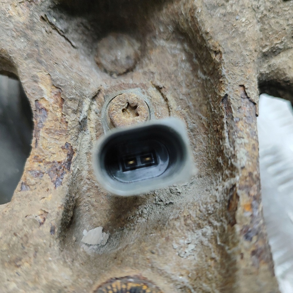 фото №6, Audi a3 s3 8v 2018 ліва сторона ступиця колеса заднього