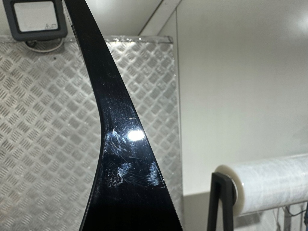 фото №13, Ford fiesta mk8 рамка dekor роз'єм прикурювача