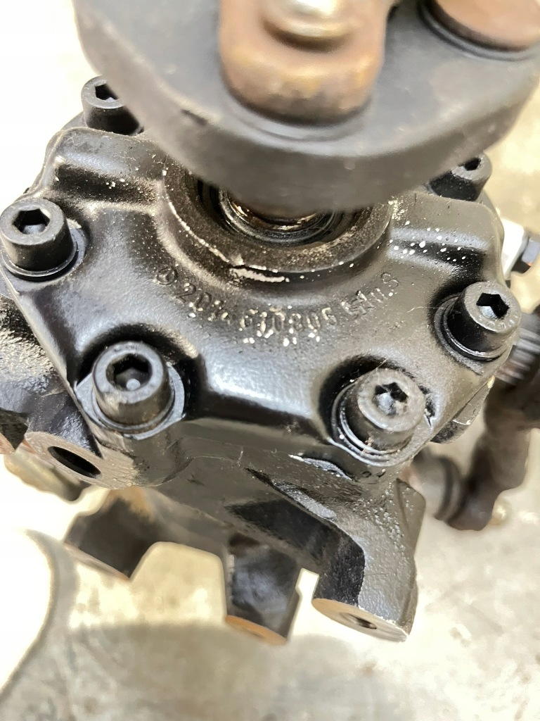 Трансмиссия колонка рулевая mercedes w124 1244610401 2014610805 Оригинал