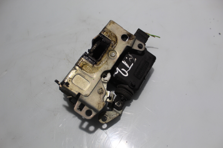 фото №1, Замок правый задняя дверь dacia sandero i