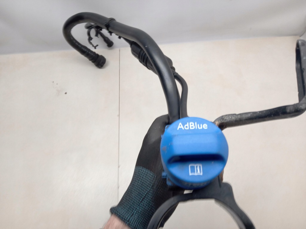 Оригінальна труба заливна горловина шланг кришка adblue peugeot 508 2 Доставка