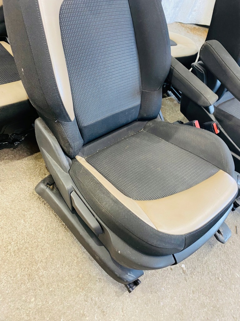 фото №7, Комплект сидінь сидіння напівшкіра перехідник c4 grand picasso ii 7 осіб #189