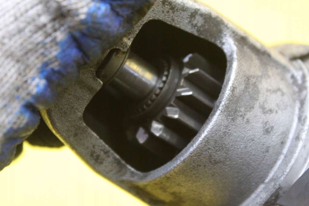 Стартер 55491789 13 зубьев astra k 1.6 cdti Киев