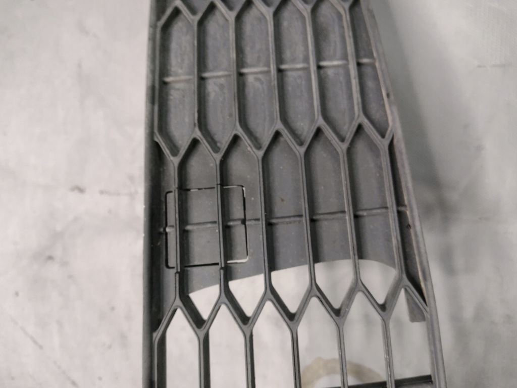 фото №14, Решітка решітка радіатора w бампер 8200700247 renault thalia ii 10r.