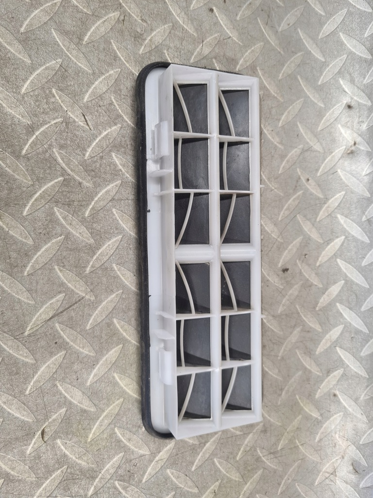 фото №5, Решётка вентиляционная декомпрессионная opel corsa e 09177224