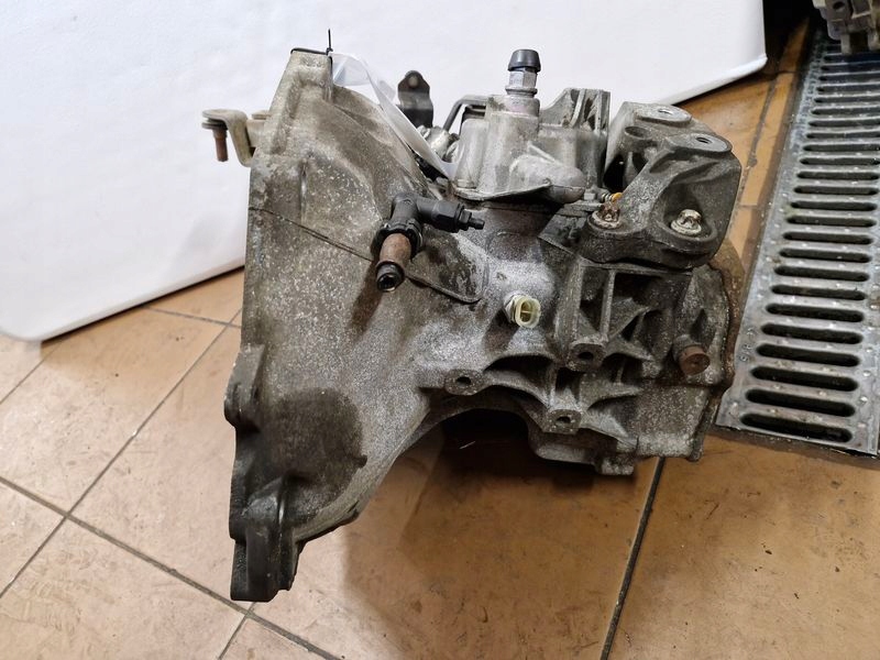 фото №9, Opel corsa c agila i 1 1.0 1.2 b коробка передач передач механическая коробка передач 5b 55355489 f13