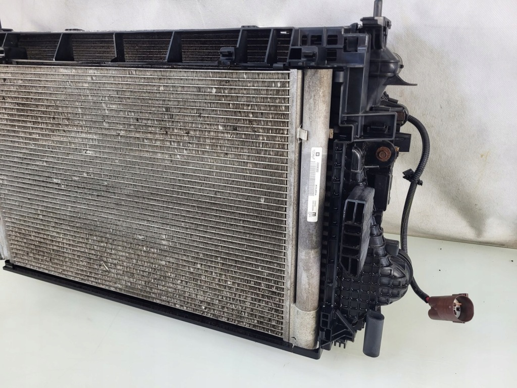 Ремінь перед вентилятор радіатор комплект 2.0 cdti механічна коробка передач opel insignia b в Україні