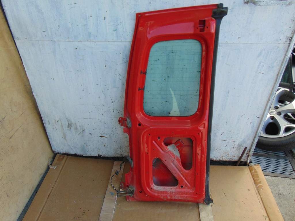 фото №13, Дверь правый задняя створка vw caddy iii lift 2010-