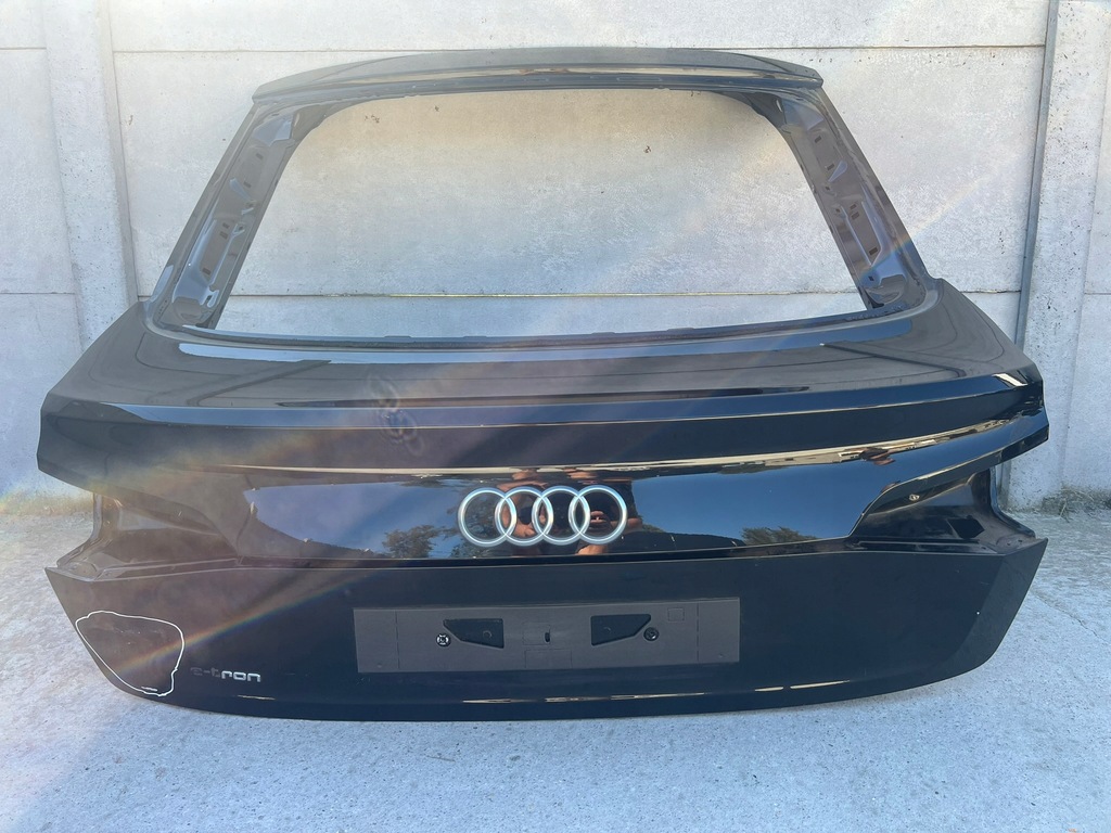фото №1, Кришка багажника задня задня audi etron e-tron sportback q8