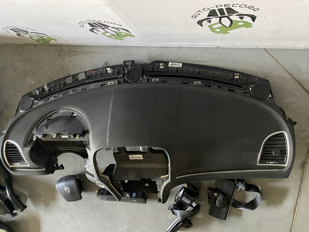 фото №6, Lancia thema приборная панель консоль подушка безопасности ремни оригинал