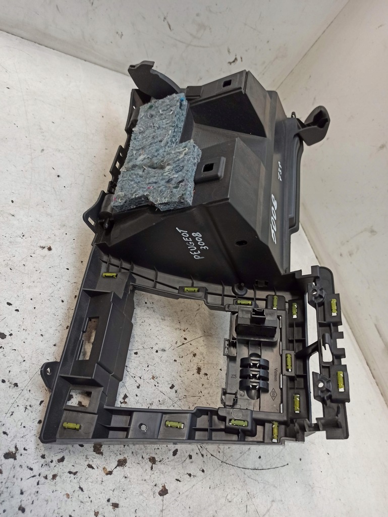 фото №11, Peugeot 3008 i бардачок водія 9685168577