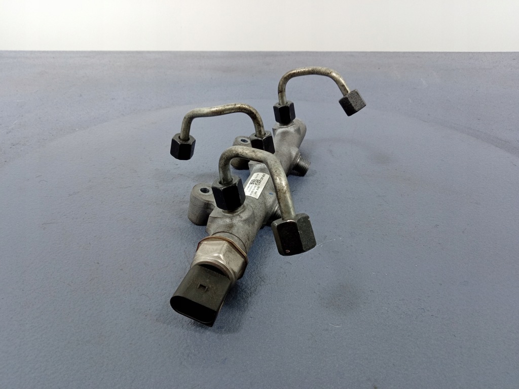 фото №3, Audi a4 b9 3.0 tdi молдинг упорскування 059130089cs