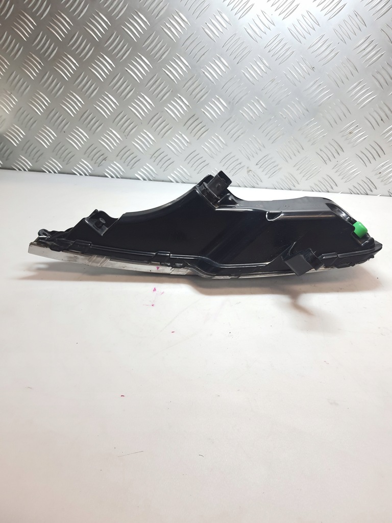 фото №8, Лампа противотуманная фара правый peugeot 308 lift t9 21279402