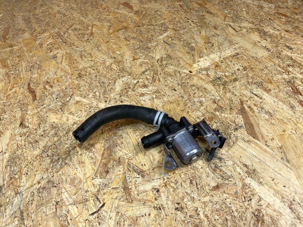 фото №6, Електроклапан клапан циркуляції wody volvo xc60 ii xc90 ii v90 a0081535428