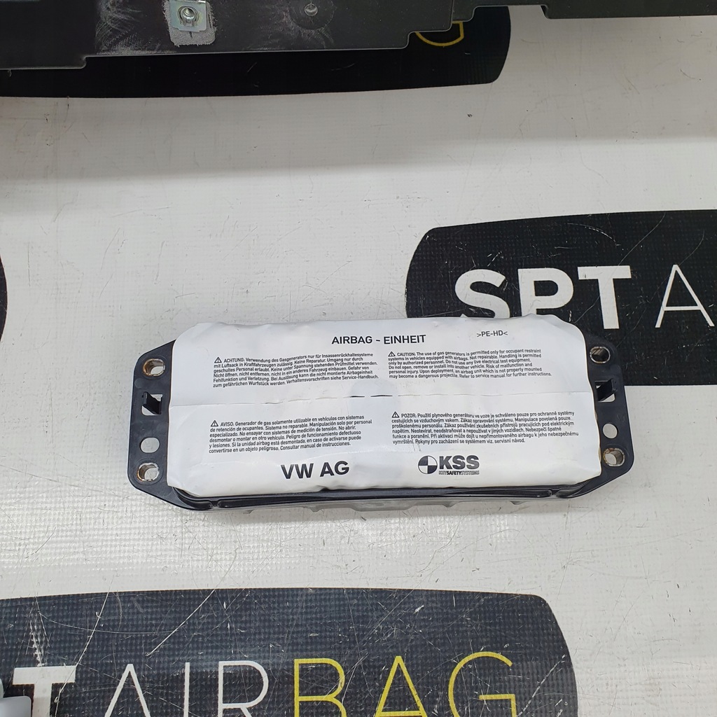 фото №6, A6 c8 4k a7 4k приборная панель консоль подушки безопасности ремни подушка безопасности pulpit stare возврат