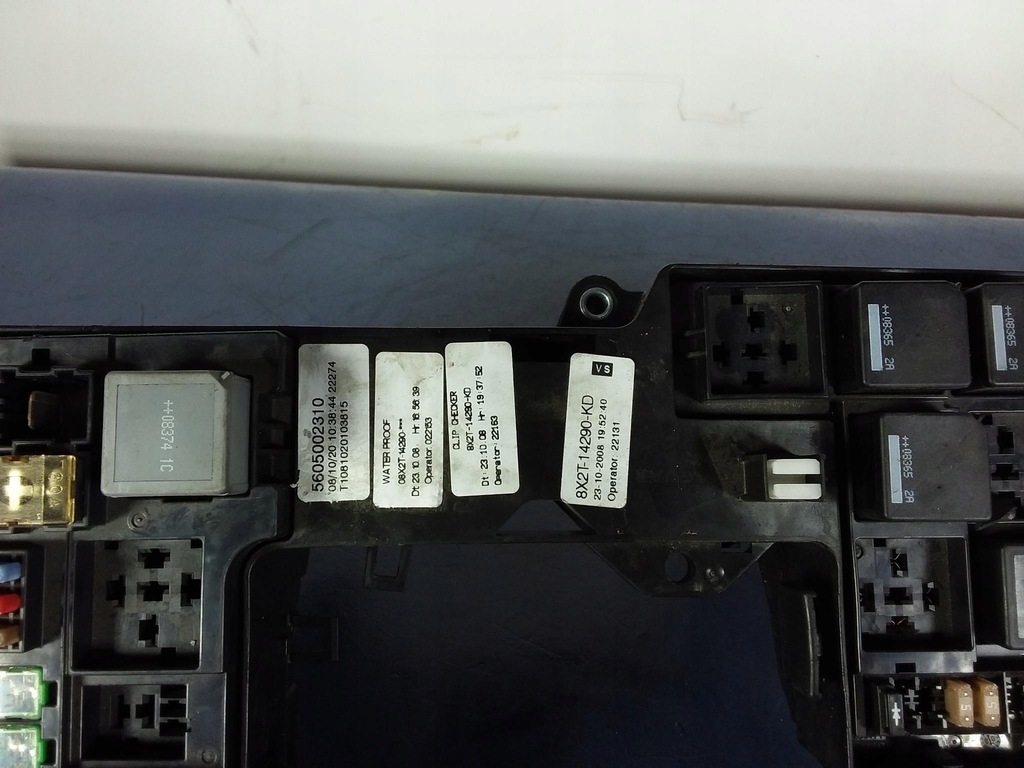 фото №8, Jaguar xf x250 коробка предохранителей