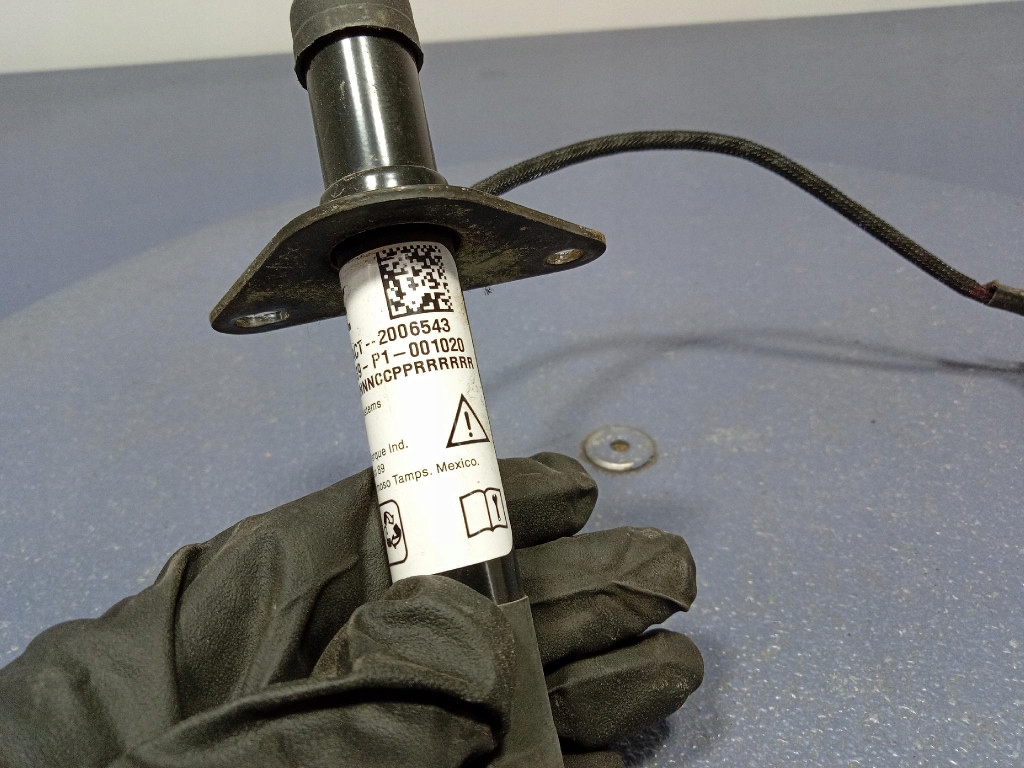 фото №7, Ford mustang mach-e патрон пиротехнический капот левый правый 0589p1001020