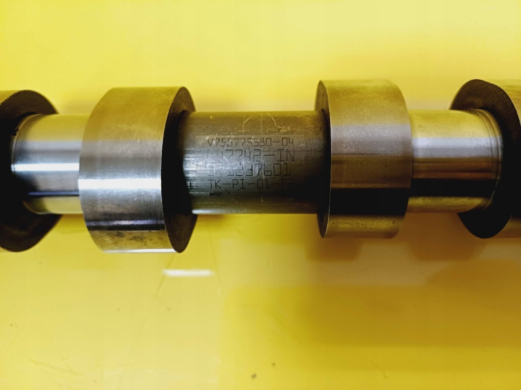Вал розподільного валу впускний  v75877558004 peugeot 207 citroen mini r55 1.6 thp nr6 Ціна