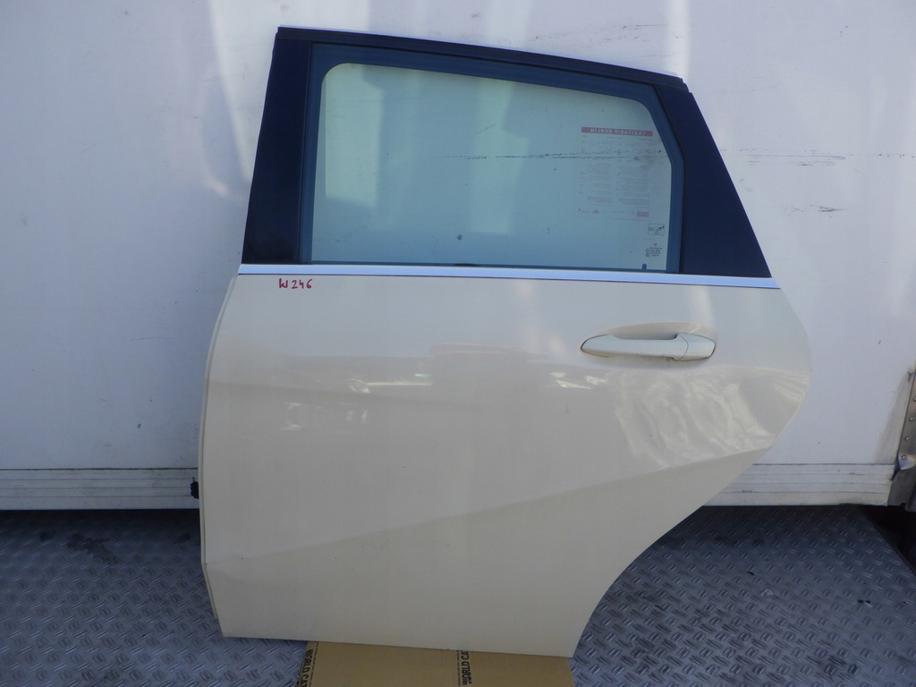 фото №1, Mercedes w246 дверь левая задние задняя левый