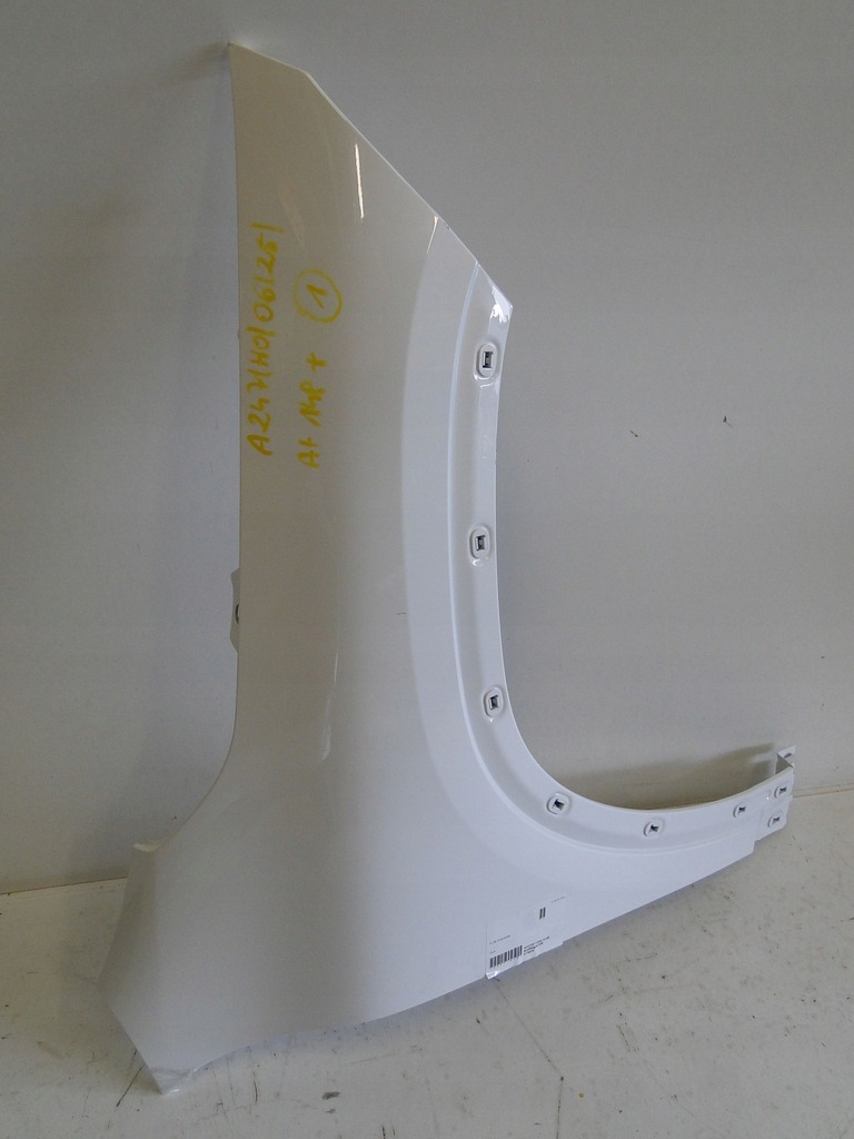 фото №9, Mercedes крыло передний правый перед 149 белый gla h247 247 eqa h243 243