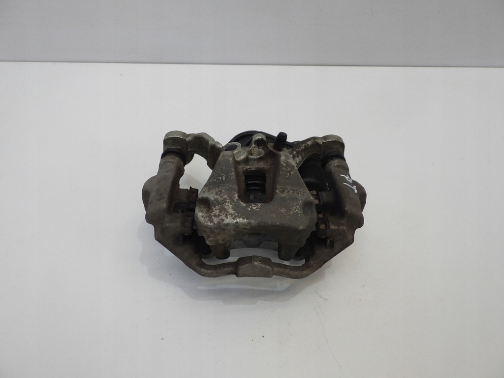 фото №1, Suzuki swace toyota corolla e21 супорт правий задня