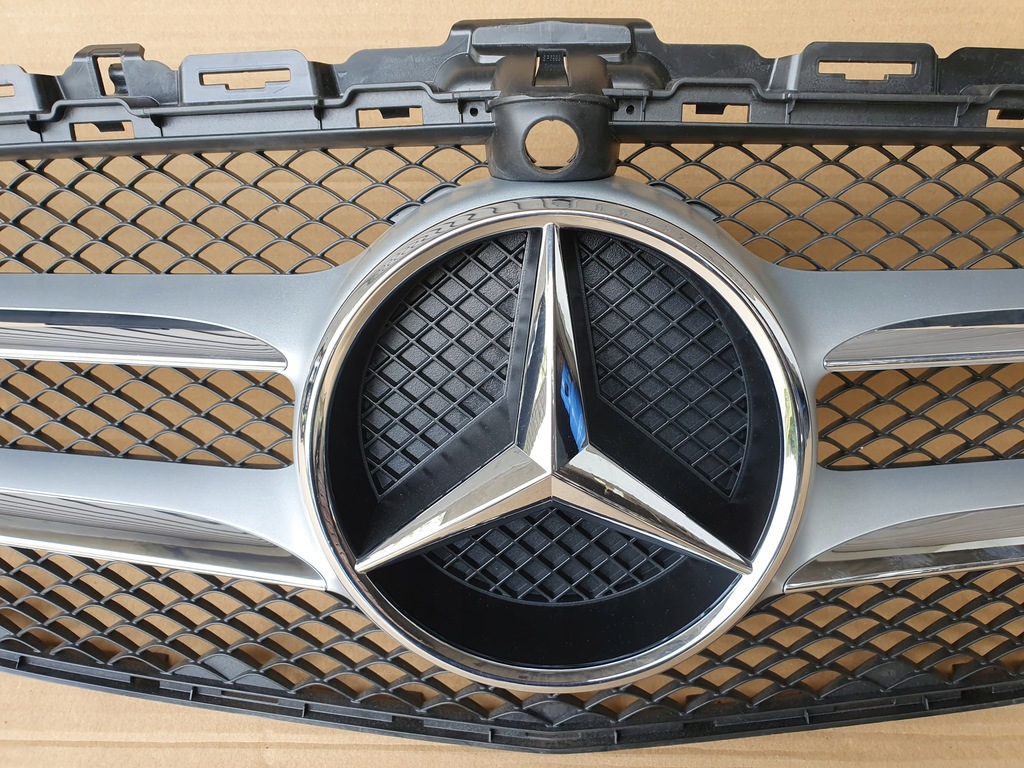 фото №4, Решітка радіатора mercedes 205 решітка радіатора nowa оригінал