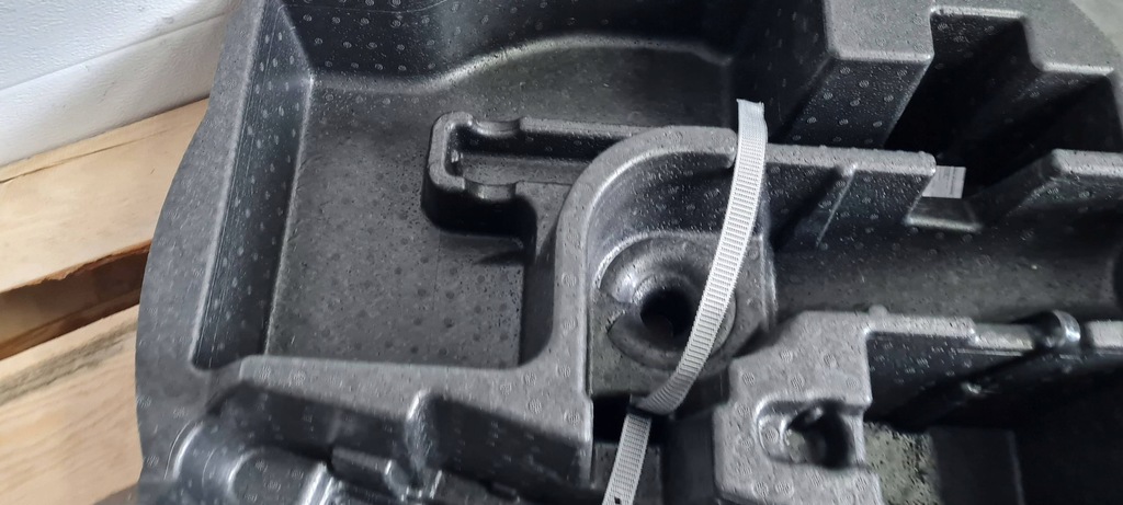 фото №5, Sq8 4m rsq8 q8 пена багажника колеса запасного задняя 24r 4m8012109c