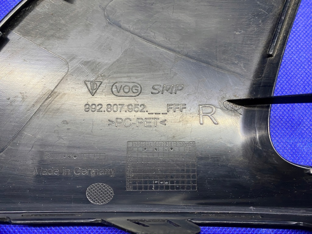 фото №8, Porsche carrera gts 911 992 решётка бампера правая задняя правый задняя 992807952