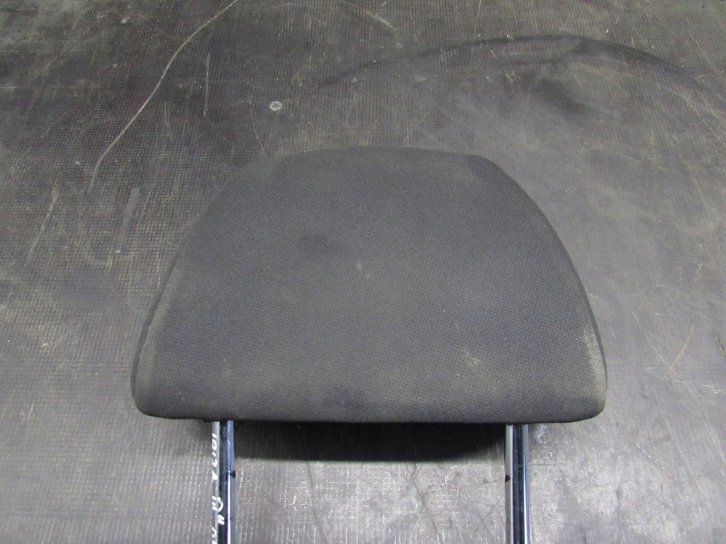 Підголівник передні  seat ibiza 3 04-08 r. Зі Шроту