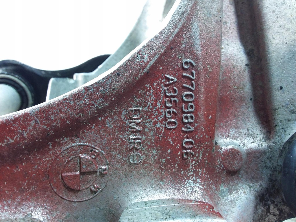 фото №6, Bmw x6 e71 поворотний кулак задня права ступиця 6770984