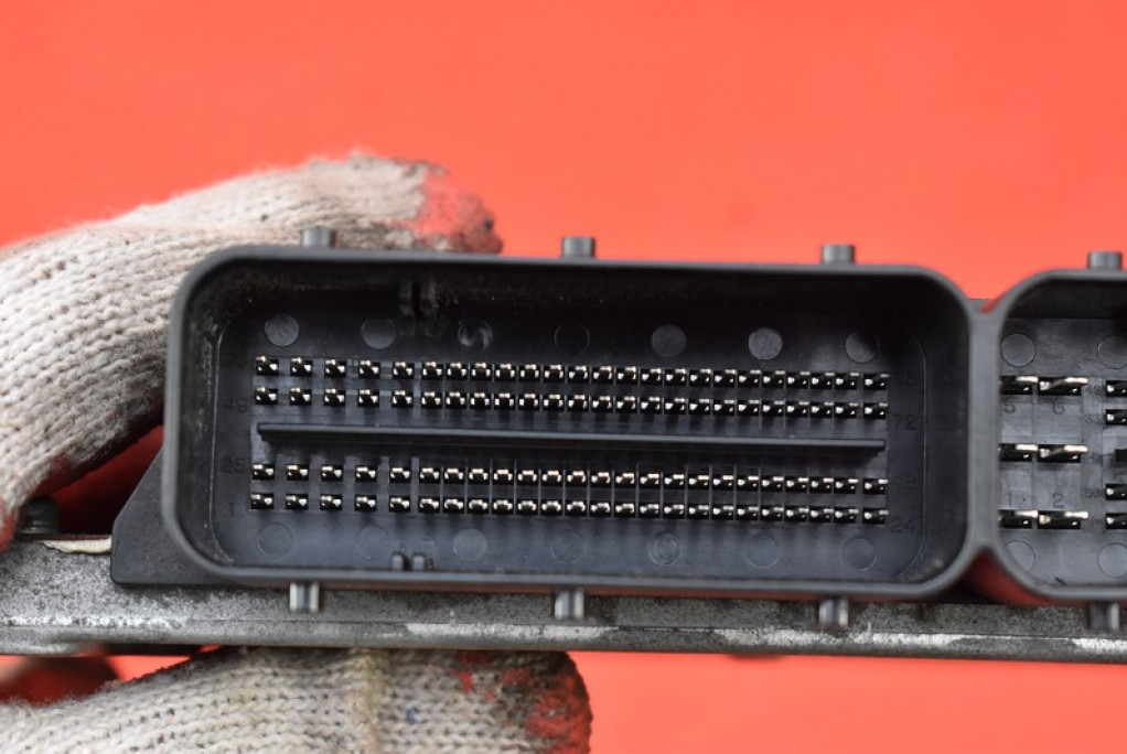 фото №9, Блок управления бортовой компьютер двигателя 22611ap841 subaru outback iv 2.0 d 150 km 09-12