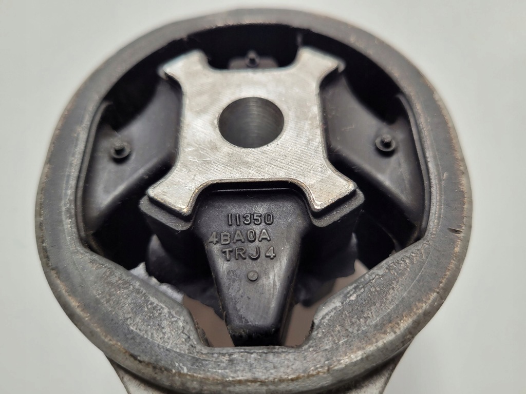 фото №7, Nissan rogue 2015 кронштейни i лапи