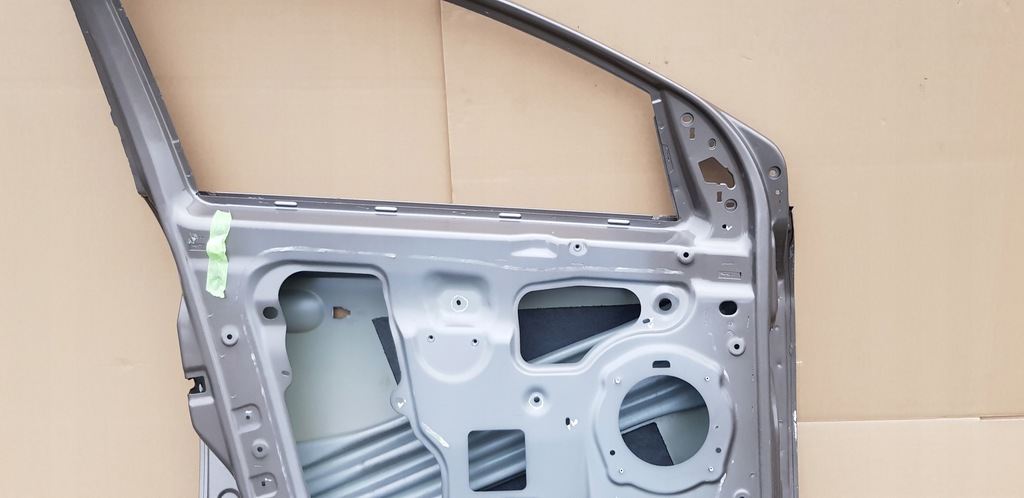 фото №13, Lancia delta 3 двері ліва передні. молдинг. 2008-14