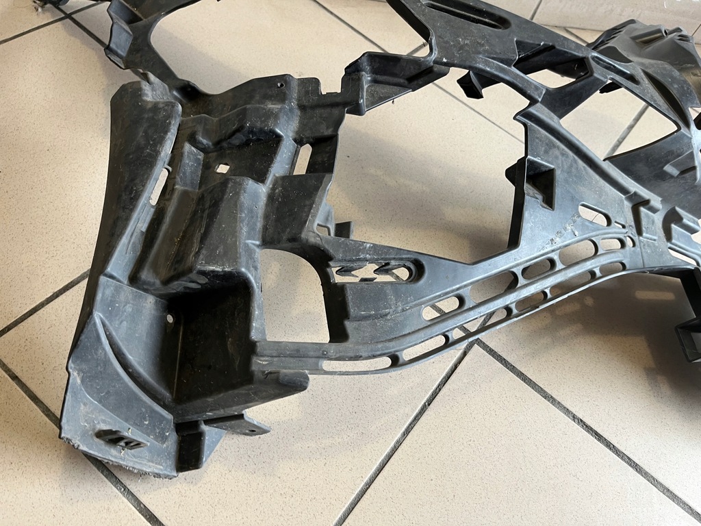 фото №10, Напрямна бампера передній правий mercedes cls w257 amg