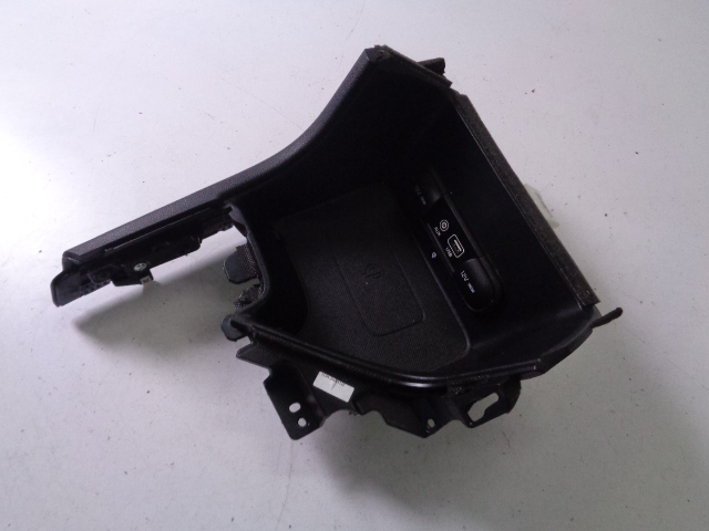 фото №1, Зарядное устройство индукционная kia sportage iv 1.7 crdi 2017 rok