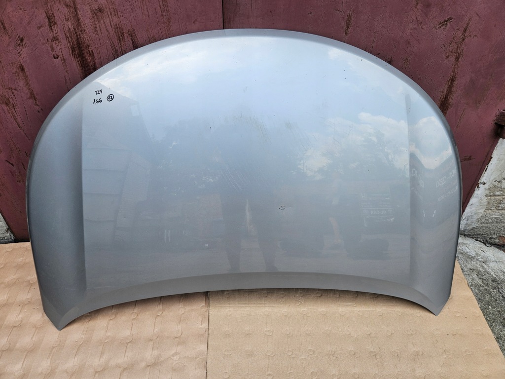 фото №1, Toyota avensis t27 09-14 капот 1g6