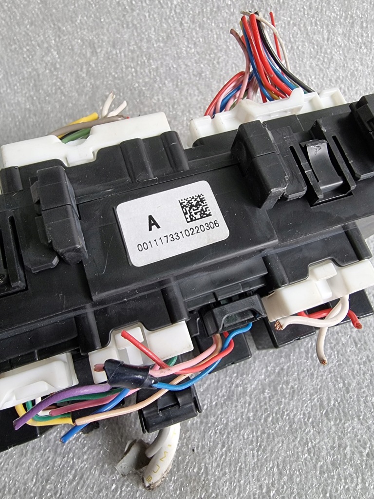 фото №4, Коробка предохранителей infiniti q50 2.2