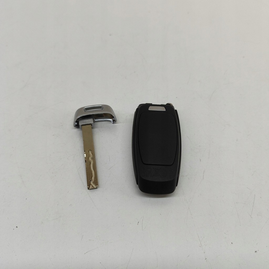 Audi e-tron 2023 ключ / карта зажигания Недорого