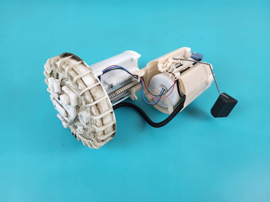 фото №1, Toyota corolla e15 1.6 dual vvt-i насос топлива