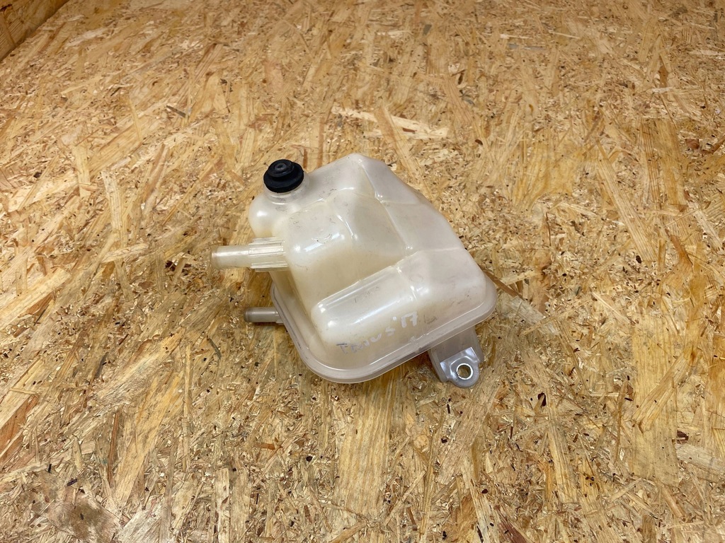 фото №6, Бак бачок расширительный toyota prius iv 2015-