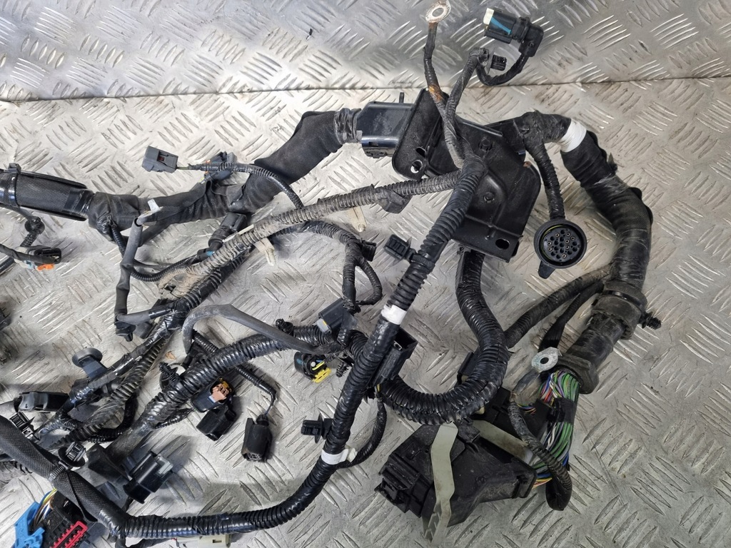 фото №5, Ford kuga mk2 lif 2.0 tdci авто електропроводка двигуна