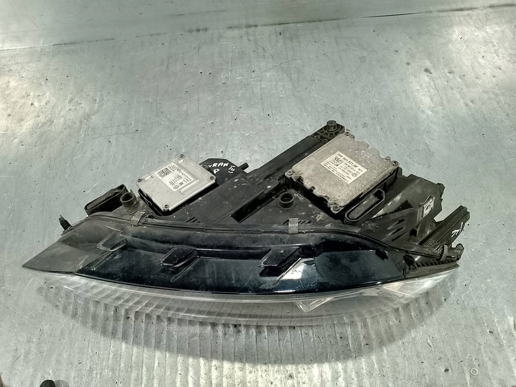 фото №10, Лампа перед права vw touran iii 5tb941036c